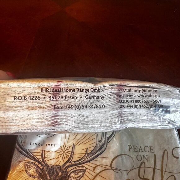 IHR Christmas Paper Napkins Set Of 20 3-Ply Polar Bear & Deer Designs - Picture 6 of 7